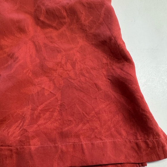 Tommy Bahama Women's Sz Small 100% Silk Red Floral Button Up Blouse Short Top - Picture 2 of 6
